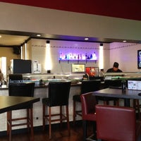 Das Foto wurde bei Sushiism Restaurant &amp;amp; Social Lounge von Gideon W. am 10/10/2012 aufgenommen