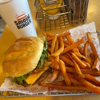 Photo taken at Smashburger by Gezika on 4/22/2023