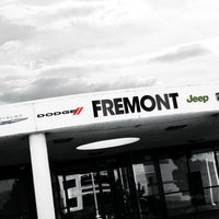 9/6/2013 tarihinde Fremont Chrysler Dodge Jeep Ramziyaretçi tarafından Fremont Chrysler Dodge Jeep Ram'de çekilen fotoğraf