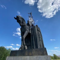 Photo taken at Монумент в память о Ледовом побоище by Упал Головой В on 7/26/2021