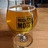 Das Foto wurde bei Mighty Mo Brewing Co. von FrCory S. am 7/26/2020 aufgenommen