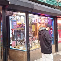 Photo taken at The Smoking Shop by Rodrigo on 3/14/2014