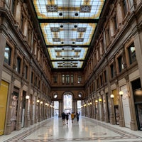9/14/2023 tarihinde Hugh S.ziyaretçi tarafından Galleria Alberto Sordi'de çekilen fotoğraf