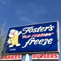 Photo taken at Fosters Freeze by Offbeat L.A. on 3/19/2016