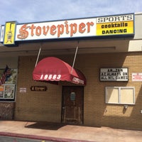 Foto scattata a Stovepiper Lounge da Offbeat L.A. il 4/7/2016