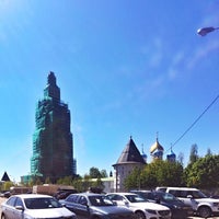 Photo taken at Крестьянская площадь by Nastya K. on 5/15/2017