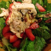 Review Paradise Bakery & Café