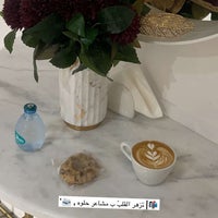 Photo taken at Cereza Cafe &amp;amp; Roastery by Turki on 6/14/2022