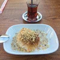 Photo taken at Özşark Kebap Salonu by İzzet K. on 8/7/2021