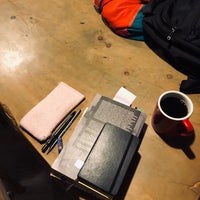 Foto diambil di Hacky’s Coffee &amp;amp; Roasters oleh Nilay U. pada 12/14/2019