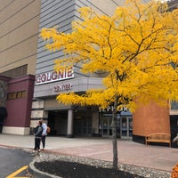 รูปภาพถ่ายที่ Colonie Center โดย Allie F. เมื่อ 10/20/2019