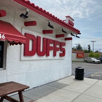 Photo taken at Duff&amp;#39;s Famous Wings by Allie F. on 6/12/2022