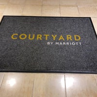 รูปภาพถ่ายที่ Courtyard By Marriott Sea-Tac โดย Allie F. เมื่อ 8/21/2021