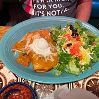 Foto diambil di Carmelita&amp;#39;s Mexican Restaurant oleh Randy N. pada 9/15/2023
