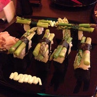 3/8/2014にRory D.がNoodle Sushi Barで撮った写真