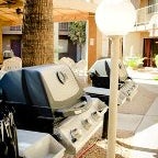 รูปภาพถ่ายที่ Hospitality Suite Resort Scottsdale โดย Hospitality Suite Resort Scottsdale เมื่อ 9/10/2013