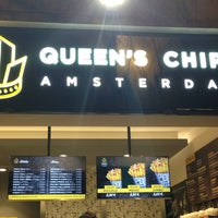 Photo taken at Queen&amp;#39;s Chips Amsterdam by Valentina P. on 2/26/2015