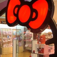 Photo taken at Hello Kitty by Lau P. on 10/28/2012