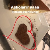 Das Foto wurde bei Mis Hookah Lounge von Aslı G. am 12/19/2019 aufgenommen
