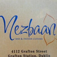 7/10/2013 tarihinde Jenn C.ziyaretçi tarafından Mezbaan Bar &amp; Indian Cuisine'de çekilen fotoğraf