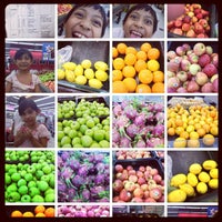 Photo taken at FairPrice Xtra by @justbeingarlyn on 11/14/2012