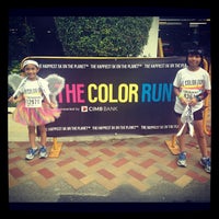 Photo taken at The Color Run Singapore by @justbeingarlyn on 8/17/2013