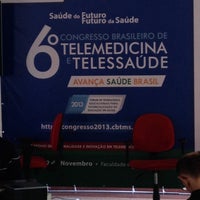 Photo taken at 6º CBTms - Congresso Brasileiro de Telemedicina e Telesaúde by Gustavo D. on 11/19/2013