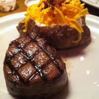 Photo taken at Texas Roadhouse by Tracy on 10/5/2012