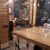 Photo prise au Birko Paşa Nargile Cafe par Abdullah B. le5/22/2018