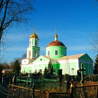 Photo taken at Церковь Троицы Живоначальной by Anton R. on 4/14/2013