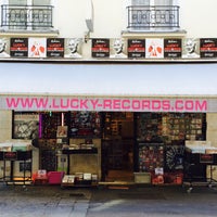 Photo taken at Lucky Records by ᧒𐑵𐑥𐑞੬𐑾ɛ / on 9/23/2015