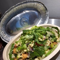 Photo taken at Chipotle Mexican Grill by Orlando K. on 11/2/2018