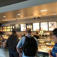 Photo taken at Starbucks by Orlando K. on 6/14/2018
