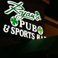 12/14/2012 tarihinde Damian D.ziyaretçi tarafından Ryans Pub &amp;amp; Sports Bar'de çekilen fotoğraf