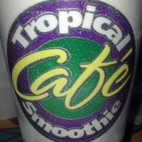 Photo taken at Tropical Smoothie Café by Sandy on 9/23/2012