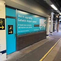 Photo taken at Gatwick Airport Railway Station (GTW) by I B. on 2/2/2023