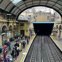 Photo taken at Platform 1 (W&amp;#39;bound Circle, District) by I B. on 2/19/2022