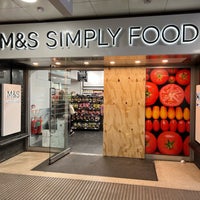 4/11/2022にI B.がM&amp;amp;S Simply Foodで撮った写真