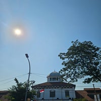 Photo taken at Stasiun Semarang Tawang by Zakki S. on 9/9/2023