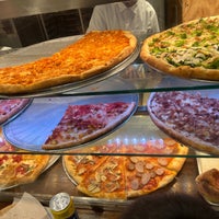 11/4/2022にJorge Z.がHigh Line Pizzaで撮った写真