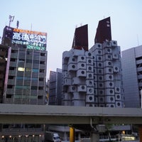 Photo taken at Nakagin Capsule Tower by ゆきくら on 4/11/2022