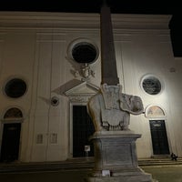 Photo taken at Elefantino e Obelisco della Minerva by davil on 11/3/2022