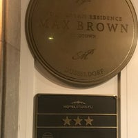 รูปภาพถ่ายที่ Max Brown Hotel Midtown, part of Sircle Collection โดย Salman เมื่อ 6/20/2021