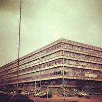 Photo taken at Facultad de Ciencias Exactas y Naturales (FCEN - UBA) by Jay Ernst D. on 7/12/2013