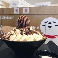 Photo taken at Nunsaram Korean Dessert Cafe by Ken L. on 1/11/2017