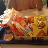 Photo taken at Taco Bell by Nurcag on 9/14/2012