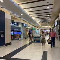 Foto diambil di Garden Route Mall oleh Faisal. pada 11/23/2022