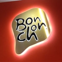 Foto tirada no(a) Bonchon por Bonchon em 9/20/2016