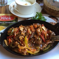Photo taken at Dilek Pasta Cafe Et Lokantası by Yasin s. on 10/3/2015