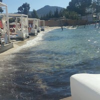 Photo taken at Çilek Beach Club by Çiğdem on 9/17/2016